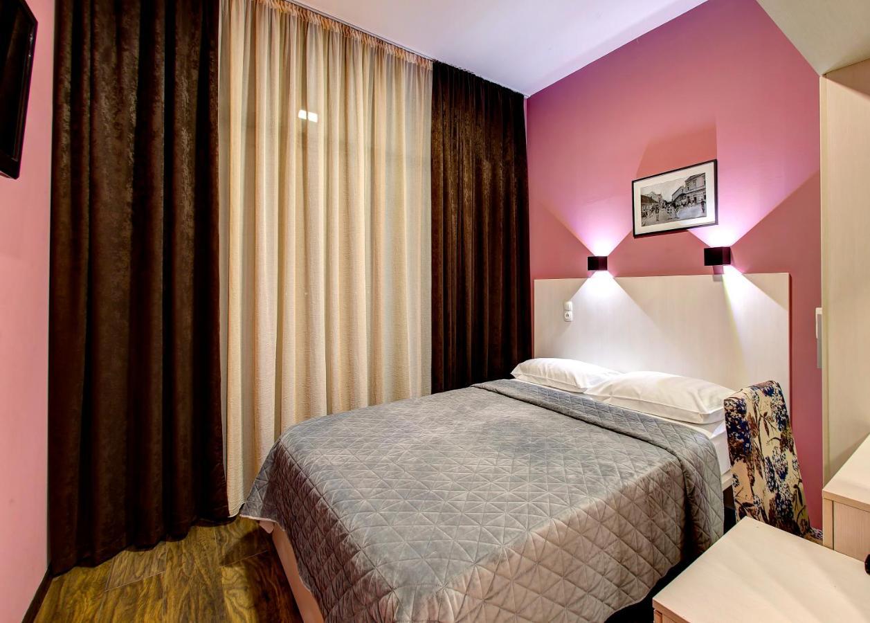 Hotel Le Pont Приедор Экстерьер фото